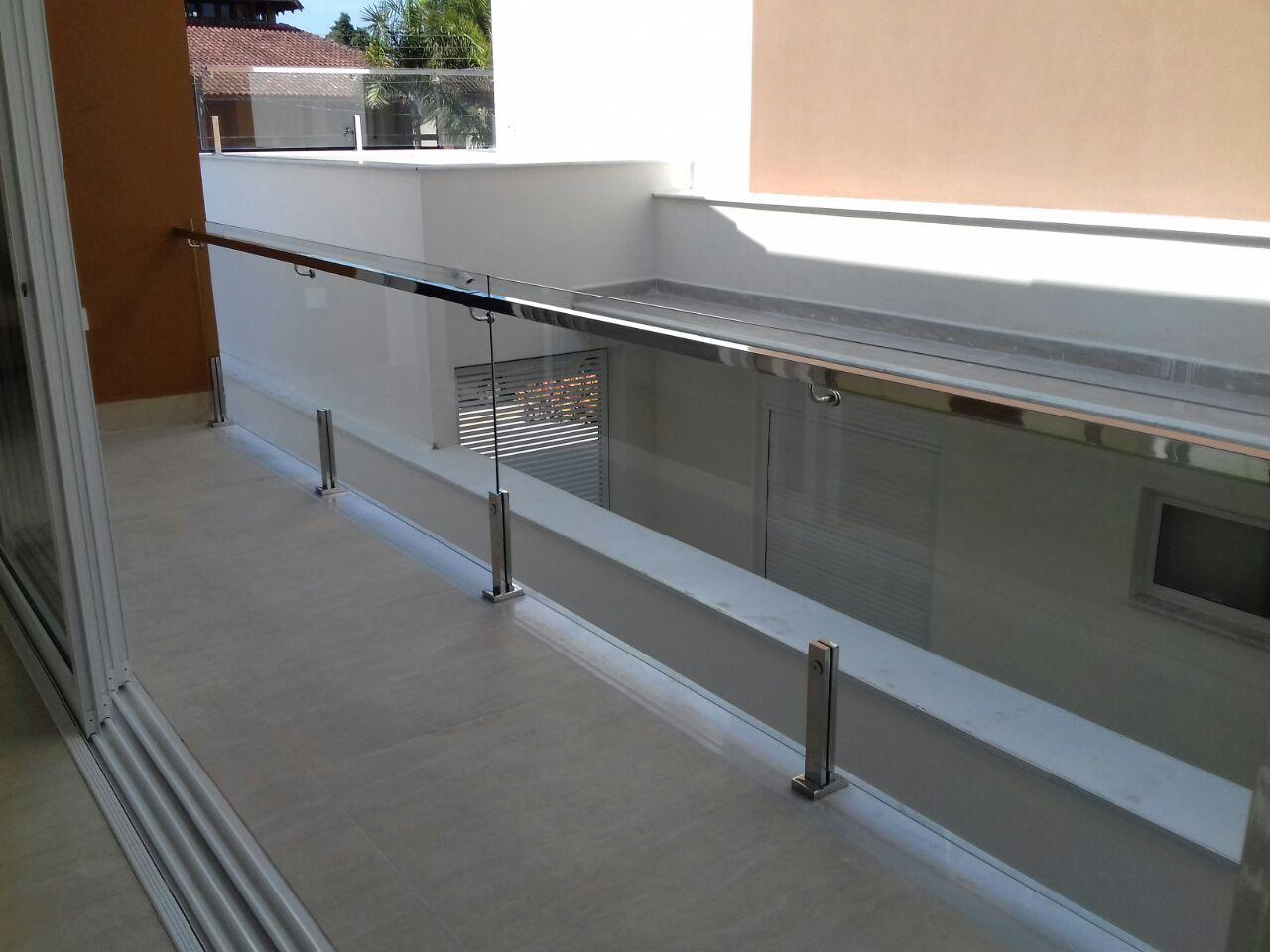 Envidraçamento de varandas em áreas externas